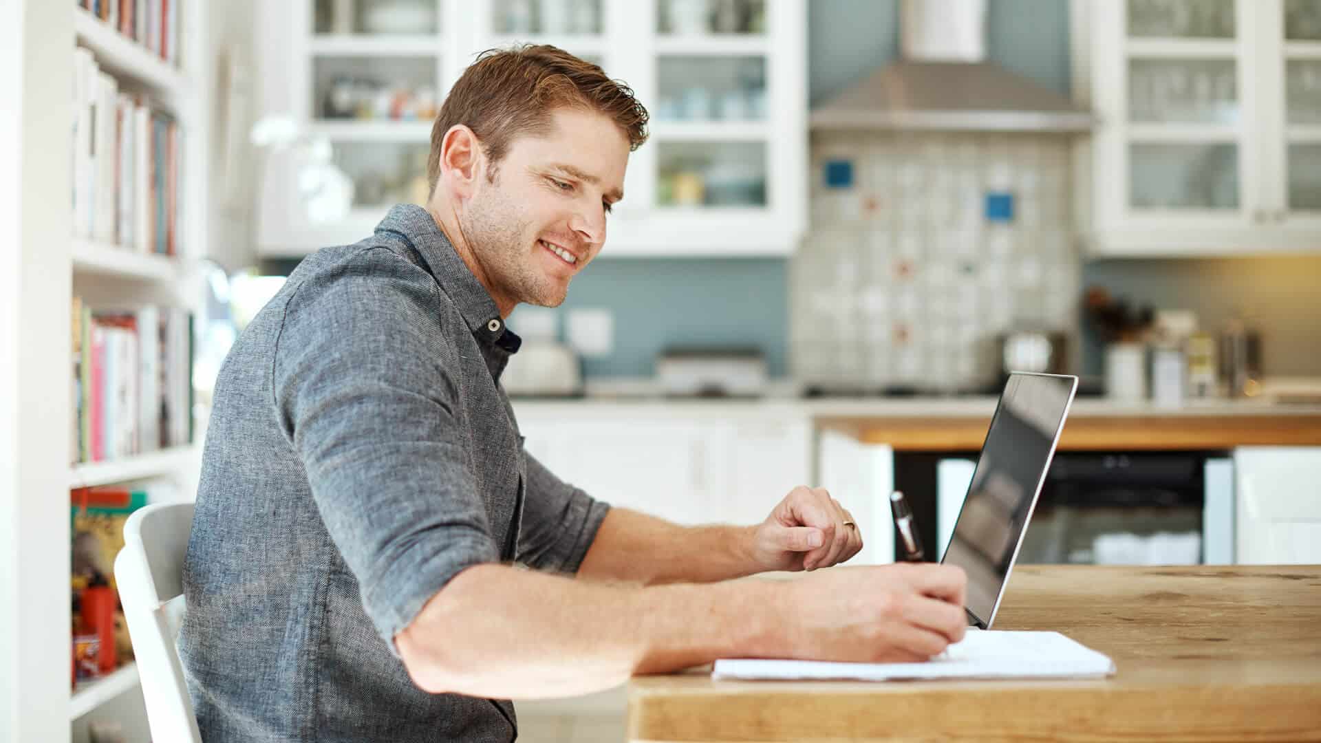 Improve confidence speaking English
